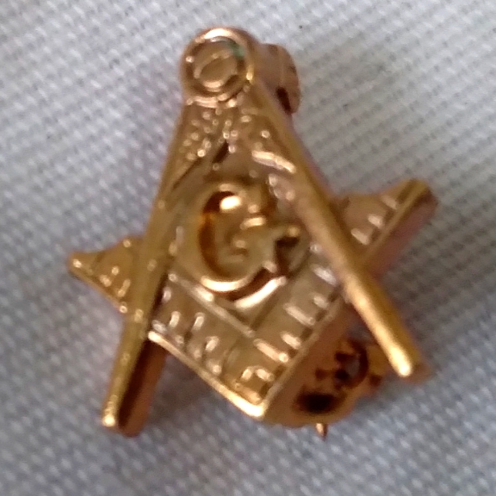 Mason Pin Freemason Tie Tack ("Masonic Occult Collectible")